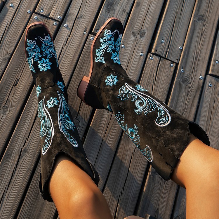 Women's Plus Size Embroidered Cowboy Boots For Chic Western Style