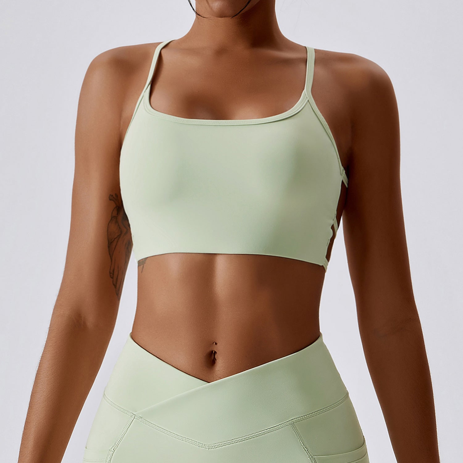 Women's Quick Dry Breathable Sports Bra For Yoga Running Comfort - LAKD London
